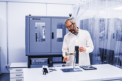 薪水： AXO DRESDEN GmbH 6